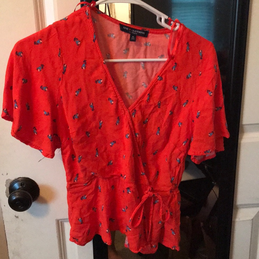 V neck small floral shirt